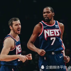 杜兰特复出砍31分篮网止连败  